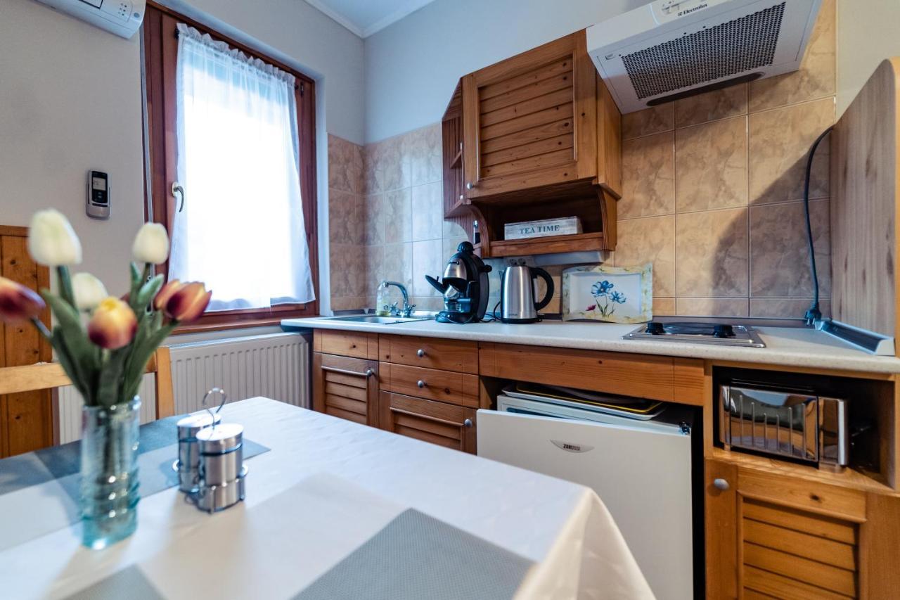 גיולה Estike Apartman מראה חיצוני תמונה